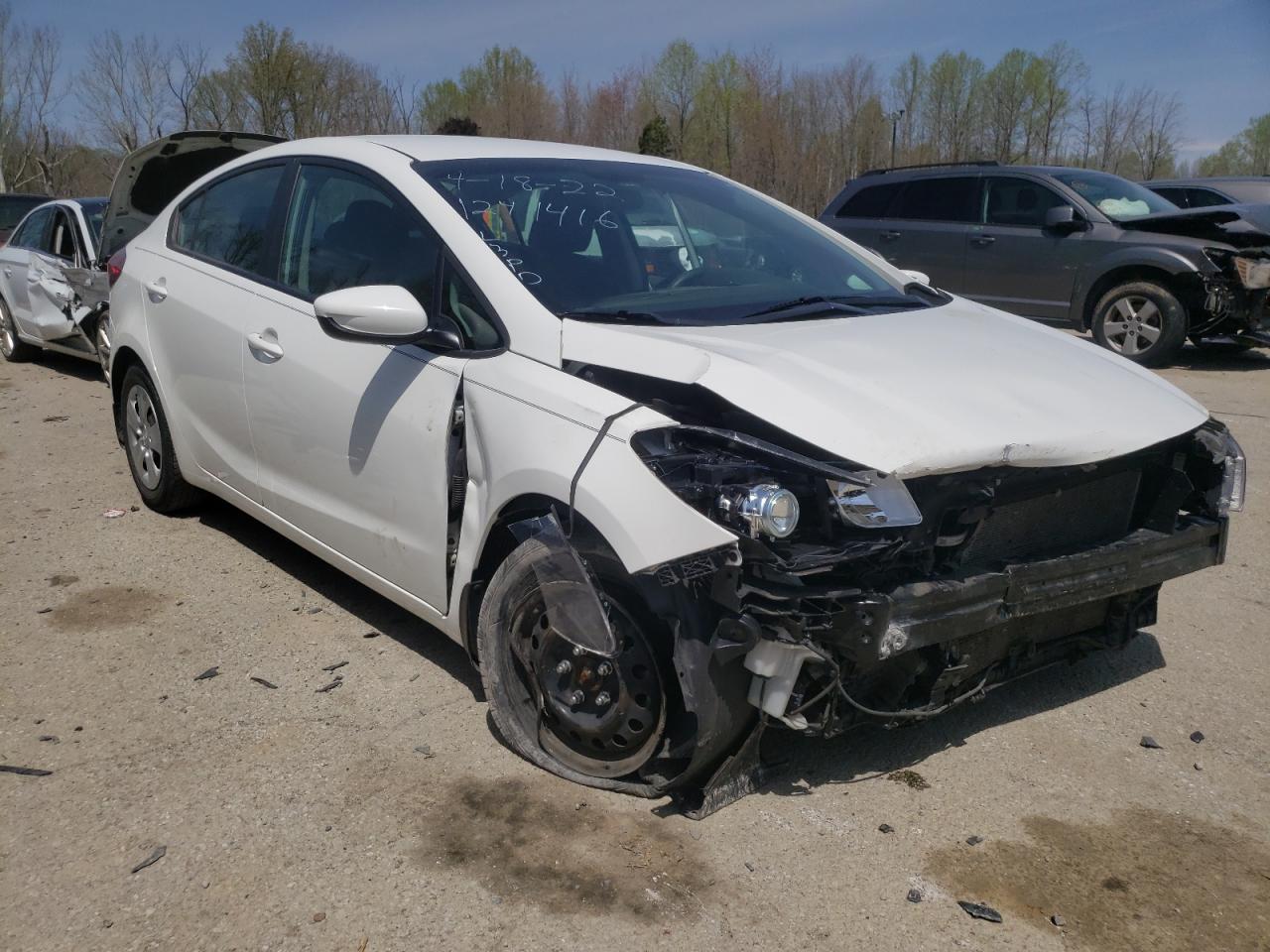Photo 1 from auction – 2018 KIA FORTE LX with VIN 3KPFK4A73JE175374