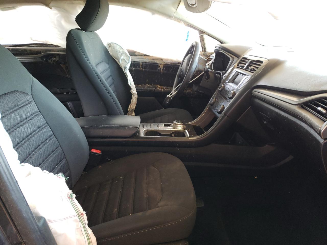Photo 5 from auction – 2018 FORD FUSION SE with VIN 3FA6P0LU2JR242526