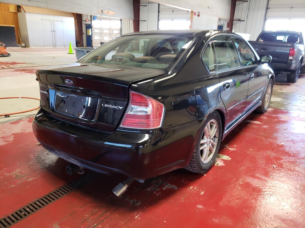 Photo 4 from auction – 2005 SUBARU LEGACY 2.5 with VIN 4S3BL616257228568