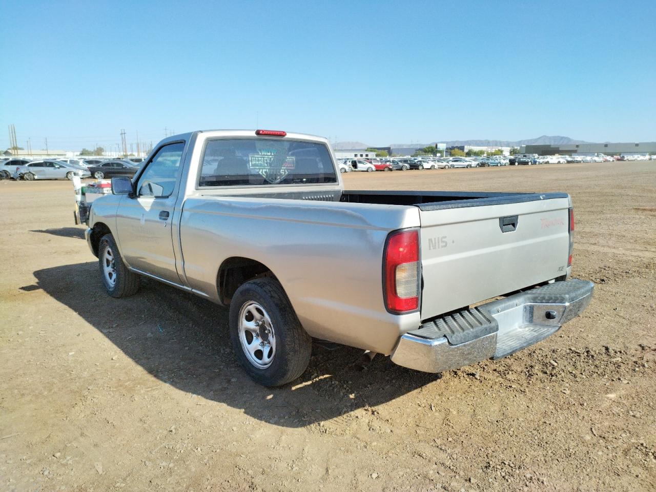 Photo 3 from auction – 2000 NISSAN FRONTIER X with VIN 1N6DD21S4YC356329