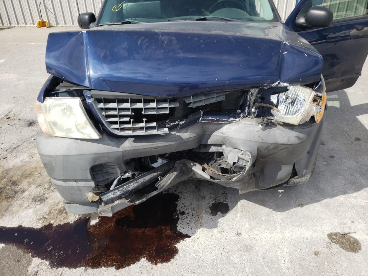 Photo 7 from auction – 2004 FORD EXPLORER X with VIN 1FMZU62K44UC06364