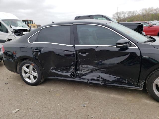 Photo 9 from auction – 2015 VOLKSWAGEN PASSAT S with VIN 1VWAS7A31FC112052