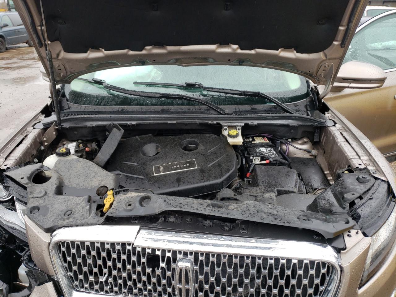 Photo 7 from auction – 2019 LINCOLN MKC SELECT with VIN 5LMCJ2C96KUL30441