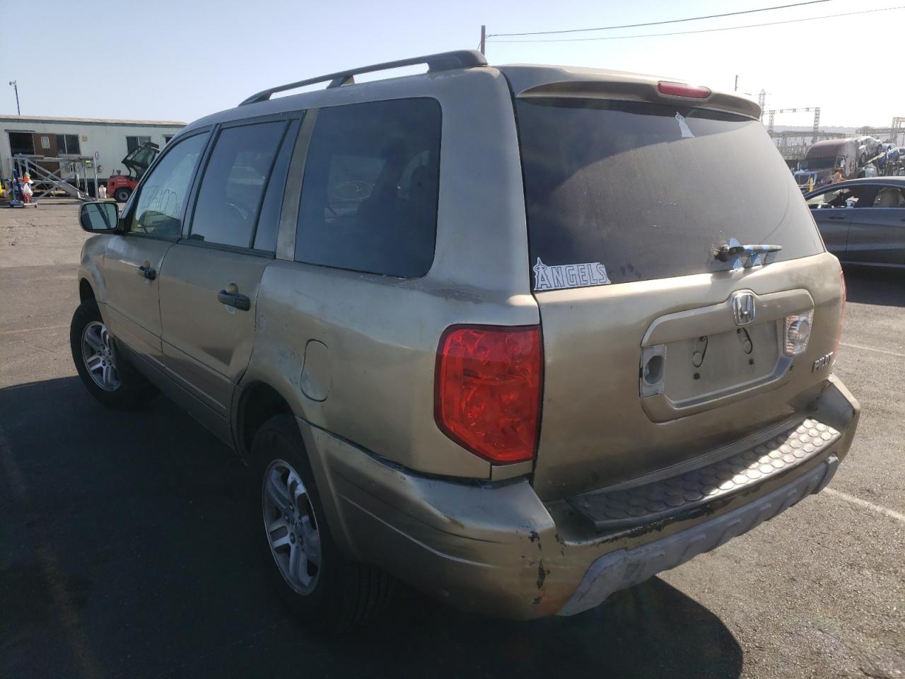 Photo 3 from auction – 2003 HONDA PILOT EX with VIN 2HKYF18415H536027