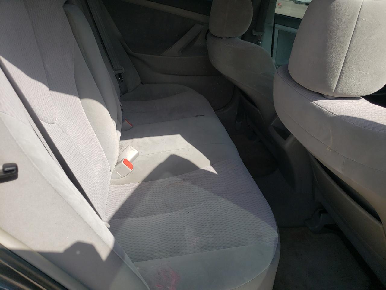 Photo 6 from auction – 2010 TOYOTA CAMRY BASE with VIN 4T1BF3EK4AU528150