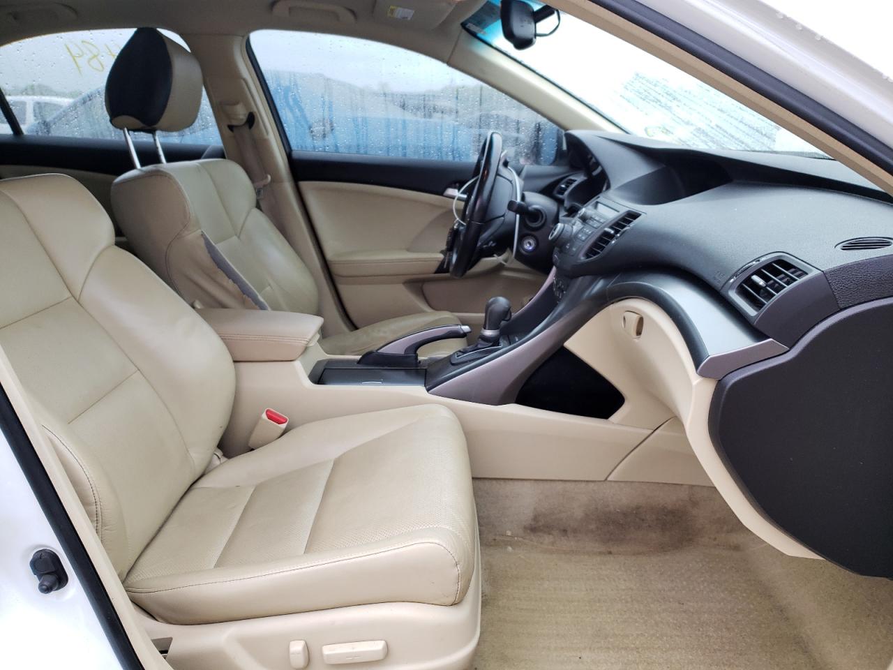 Photo 5 from auction – 2012 ACURA TSX TECH with VIN JH4CU2F67CC028985