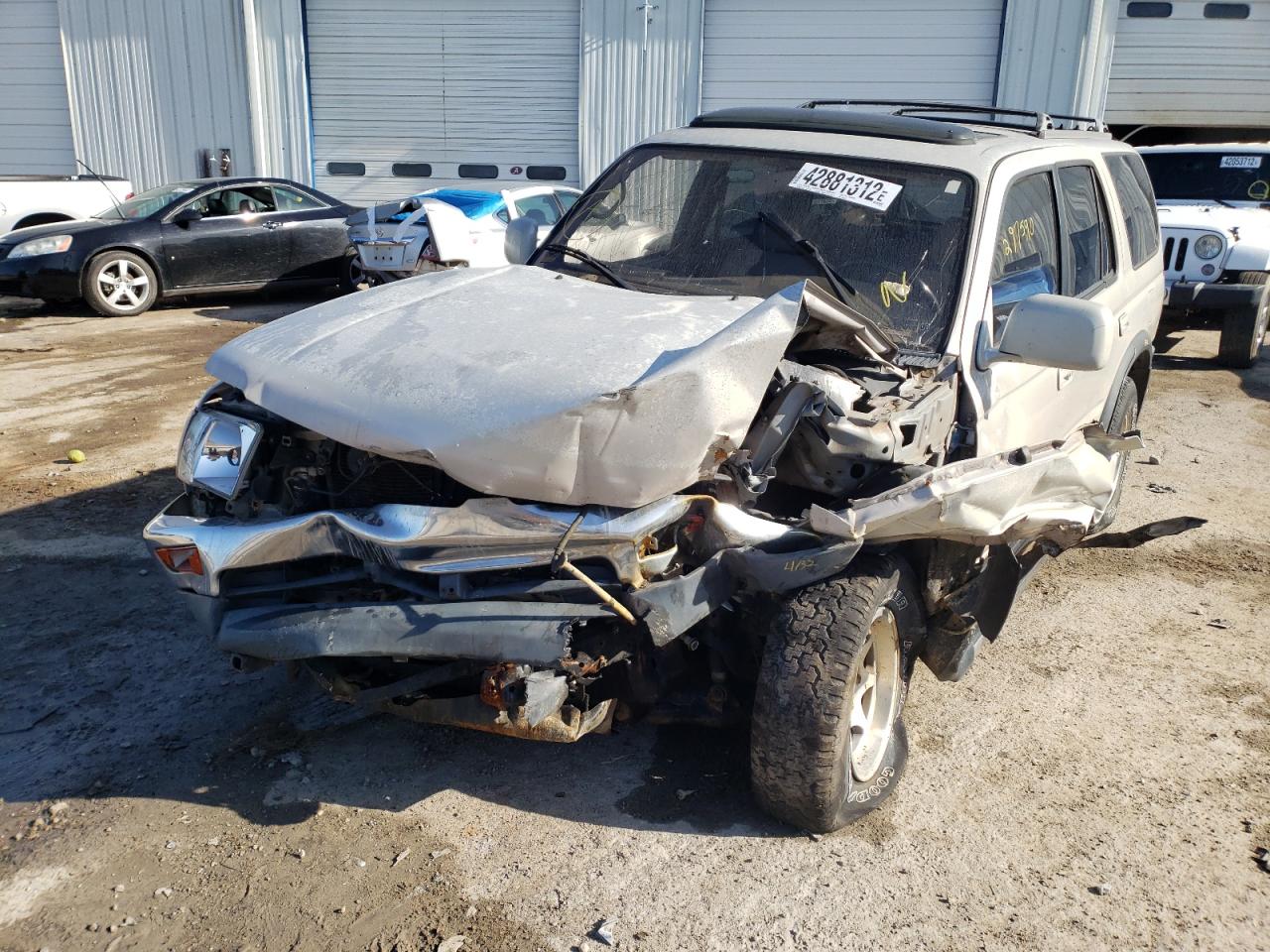Photo 2 from auction – 1998 TOYOTA 4RUNNER SR with VIN JT3GN86R6W0056316
