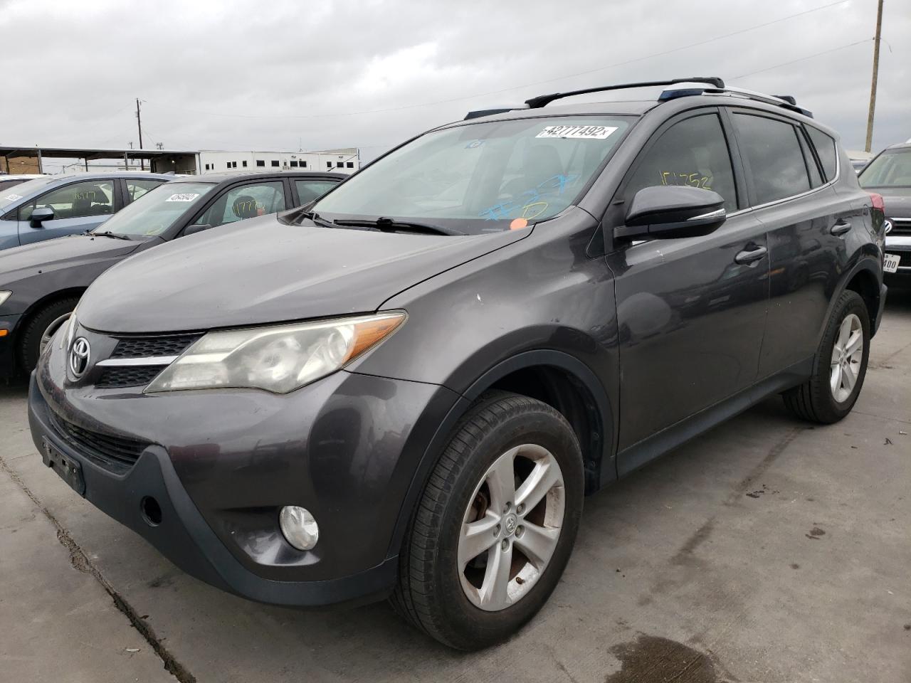 Photo 2 from auction – 2013 TOYOTA RAV4 XLE with VIN JTMWFREV5D5010730