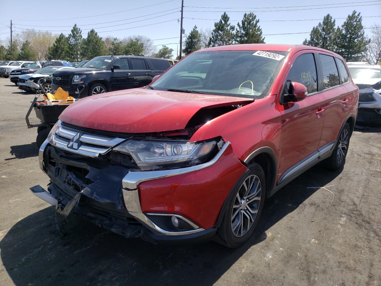 Photo 2 from auction – 2016 MITSUBISHI OUTLANDER with VIN JA4AD3A31GZ001595