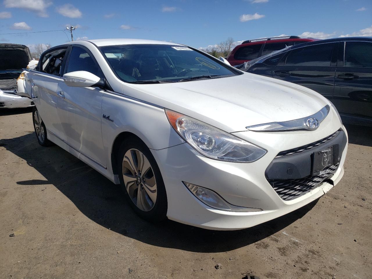Photo 1 from auction – 2013 HYUNDAI SONATA HYB with VIN KMHEC4A43DA090309
