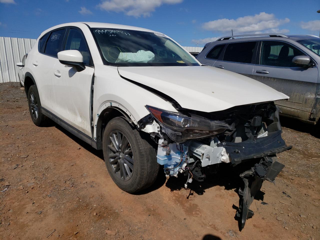 MAZDA CX-5 TOURI 2020 with VIN JM3KFBCM5L0768585 - Photo from auction
