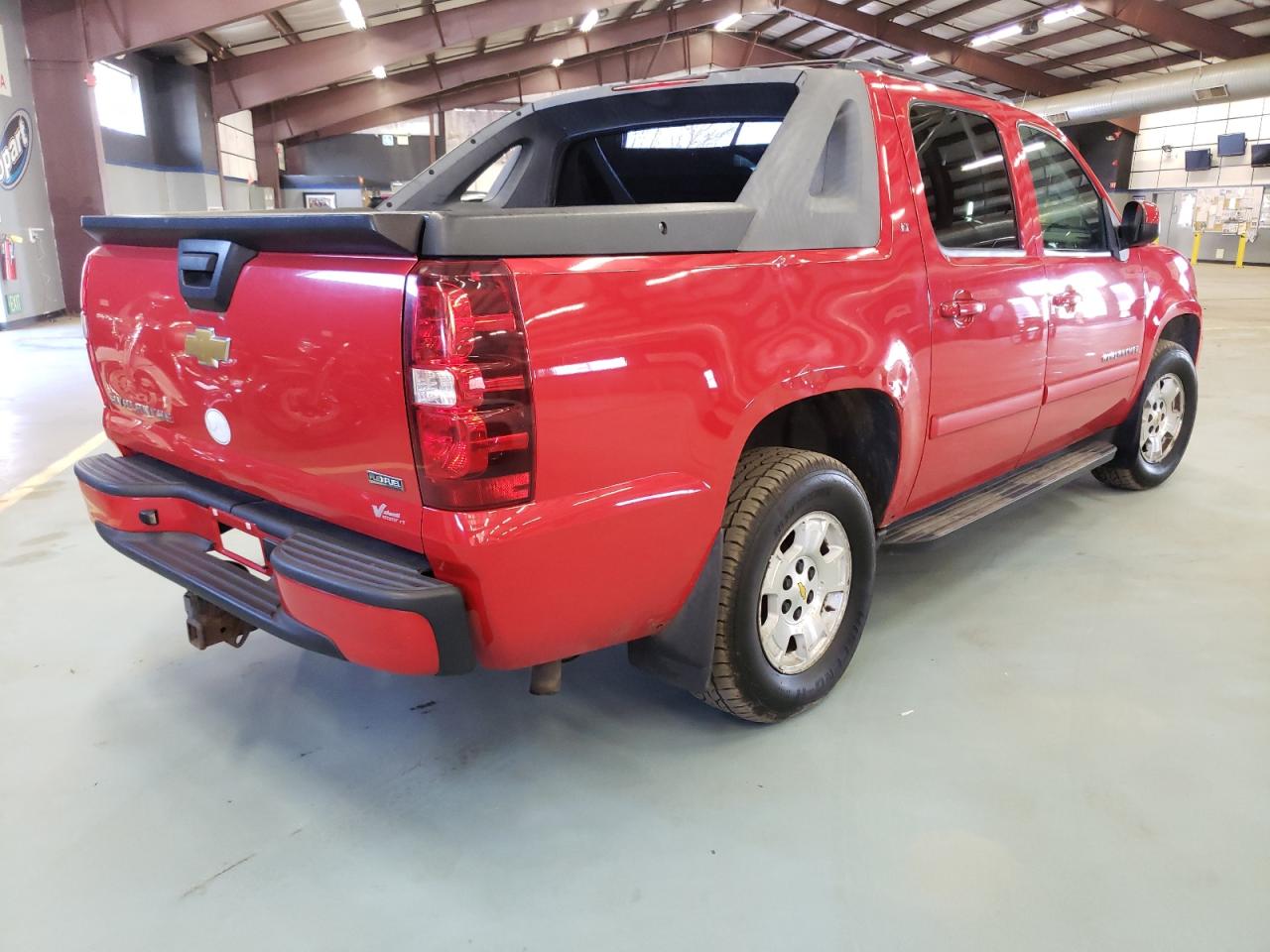 Photo 4 from auction – 2008 CHEVROLET AVALANCHE with VIN 3GNFK12388G191487