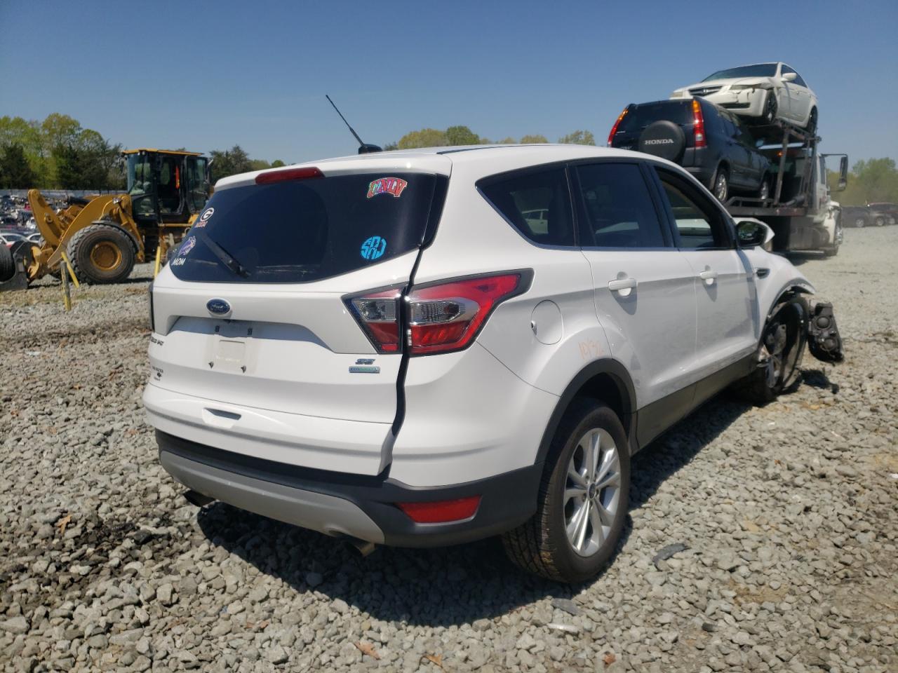 Photo 4 from auction – 2017 FORD ESCAPE SE with VIN 1FMCU0G92HUB30836