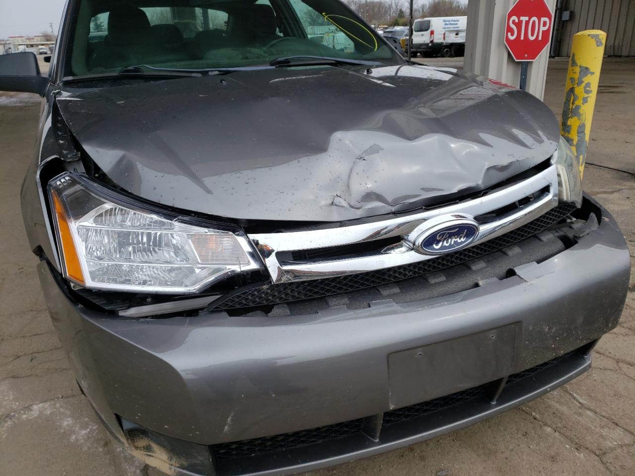 Photo 9 from auction – 2011 FORD FOCUS SE with VIN 1FAHP3FN9BW201775