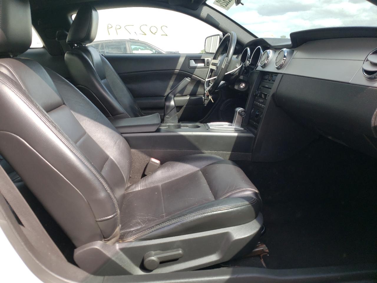 Photo 5 from auction – 2007 FORD MUSTANG with VIN 1ZVFT80N875365872