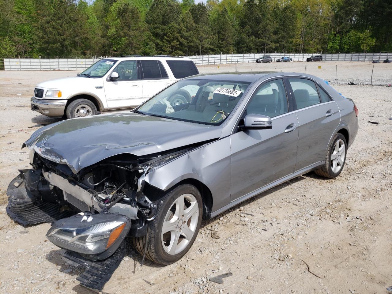 Photo 2 from auction – 2014 MERCEDES-BENZ E 350 4MAT with VIN WDDHF8JB6EA900148