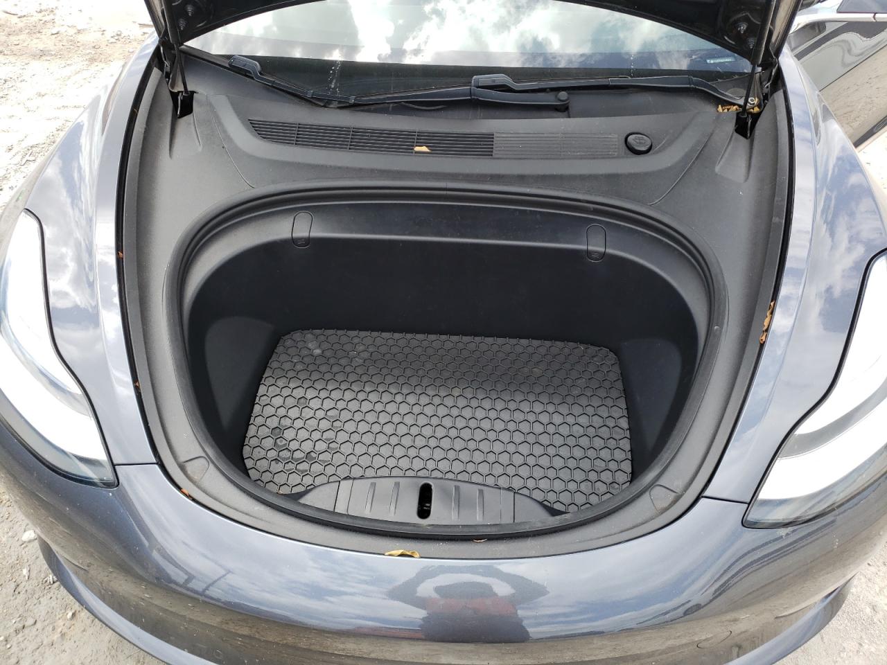 Photo 7 from auction – 2019 TESLA MODEL 3 with VIN 5YJ3E1EB5KF432814