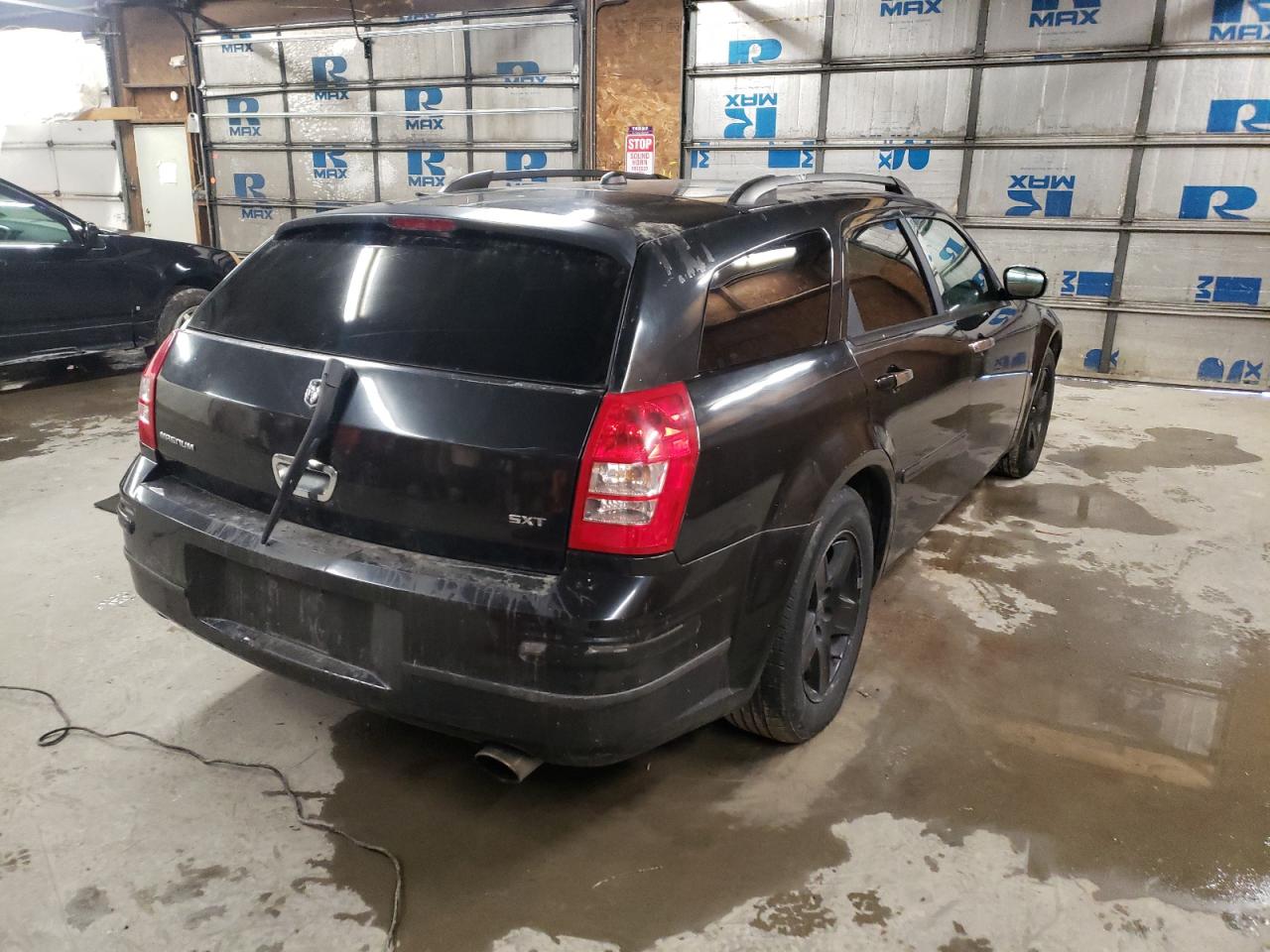 Photo 4 from auction – 2005 DODGE MAGNUM SXT with VIN 2D8FV48V15H182041