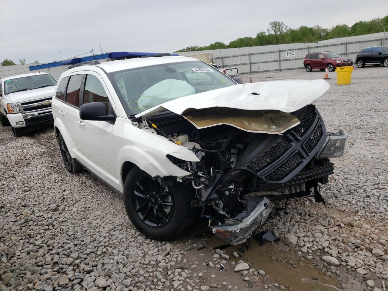 DODGE JOURNEY SE 2020 with VIN 3C4PDCAB2LT264686 - Photo from auction