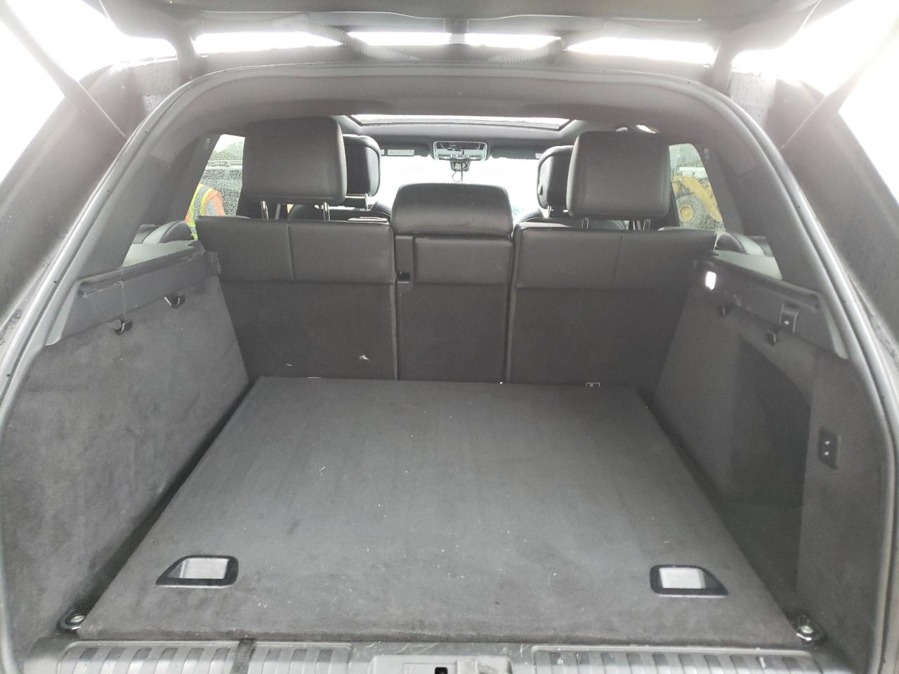 Photo 9 from auction – 2018 LAND ROVER RANGE ROVE with VIN SALWR2RV1JA414046