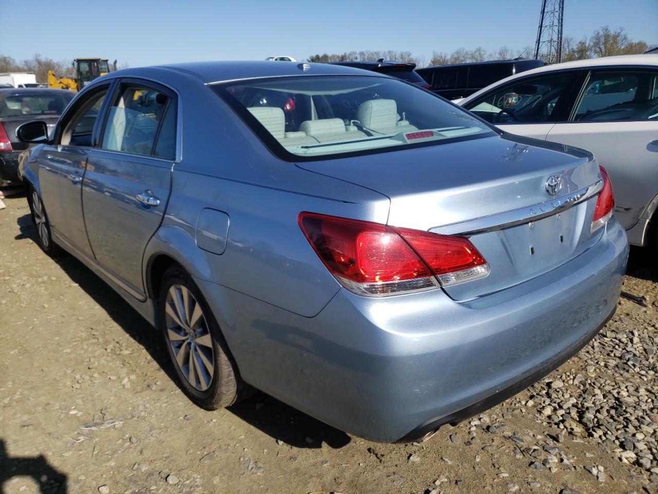 Photo 3 from auction – 2011 TOYOTA AVALON BAS with VIN 4T1BK3DB2BU385469