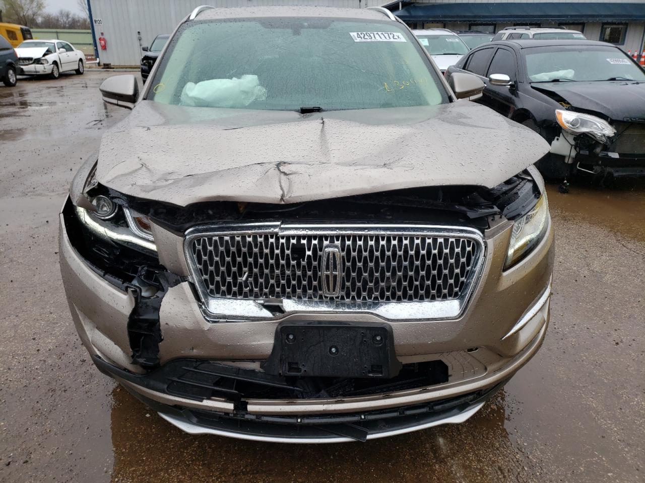 Photo 9 from auction – 2019 LINCOLN MKC SELECT with VIN 5LMCJ2C96KUL30441