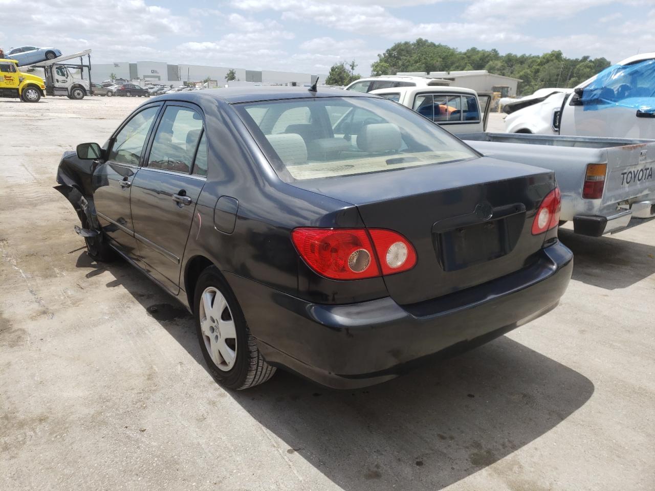 Photo 3 from auction – 2005 TOYOTA COROLLA CE with VIN 1NXBR32E15Z374556