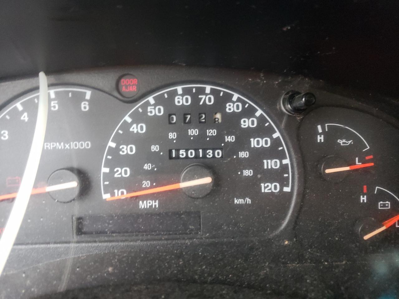 Photo 8 from auction – 2003 MAZDA B3000 with VIN 4F4YR12U83TM14166