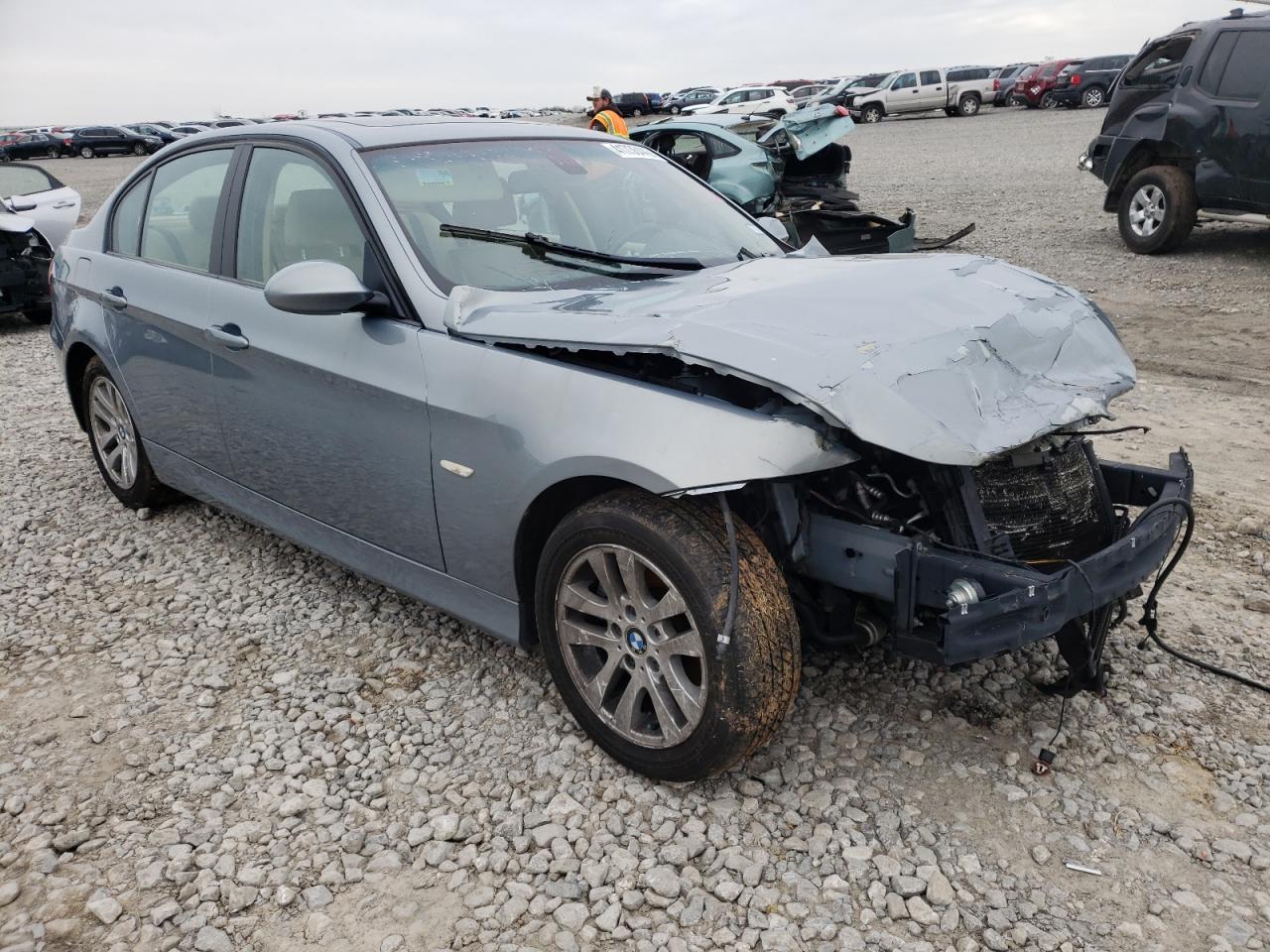 BMW 325 XI 2006 with VIN WBAVD13556KV02147 - Photo from auction