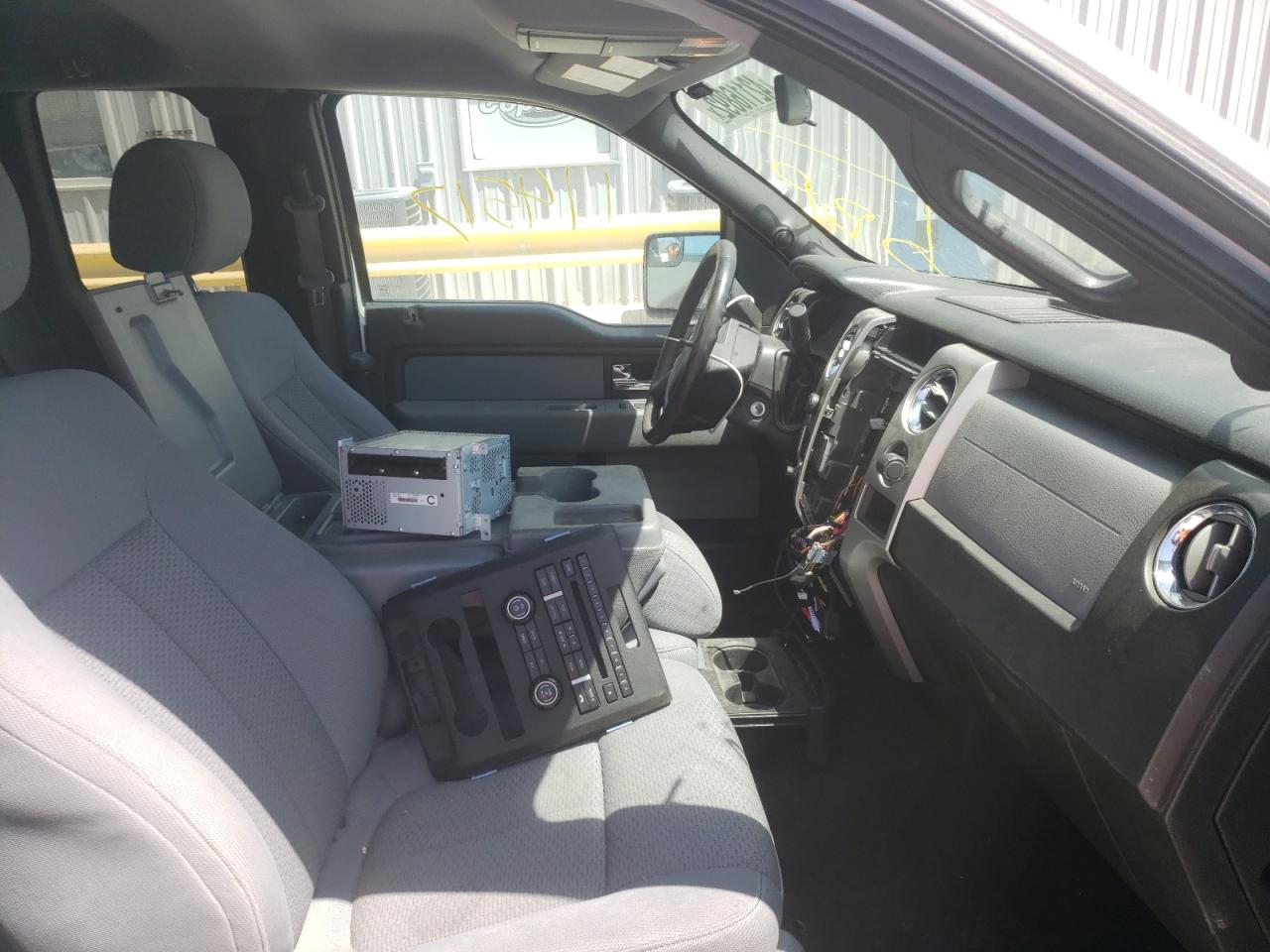 Zdjęcie 5 z aukcji – 2013 FORD F150 SUPER z VIN 1FTFX1EF6DKF49950