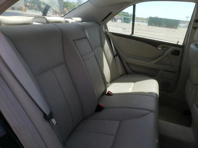 Photo 6 from auction – 2002 MERCEDES-BENZ E 320 with VIN WDBJF65J82B477580