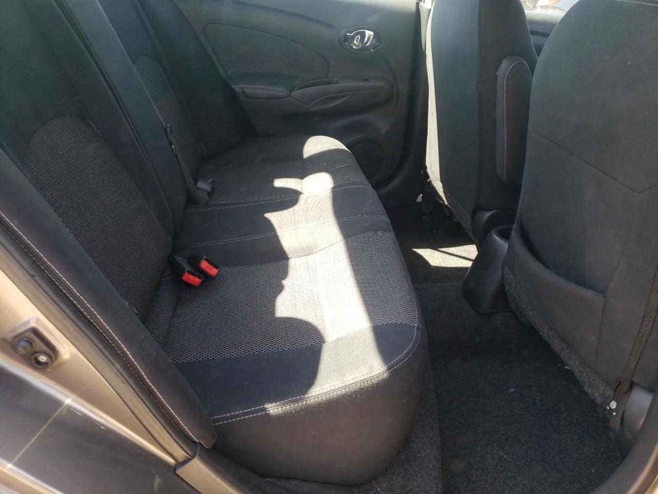 Photo 6 from auction – 2016 NISSAN VERSA S with VIN 3N1CN7AP4GL809777