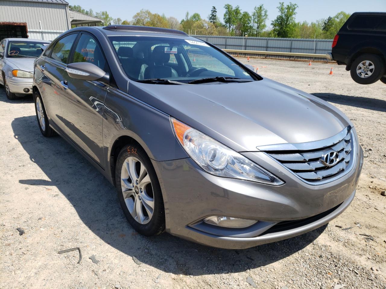HYUNDAI SONATA SE 2011 with VIN 5NPEC4AC6BH081220 - Photo from auction