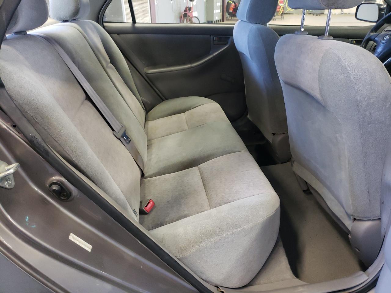 Photo 6 from auction – 2003 TOYOTA COROLLA CE with VIN 1NXBR32E33Z051722