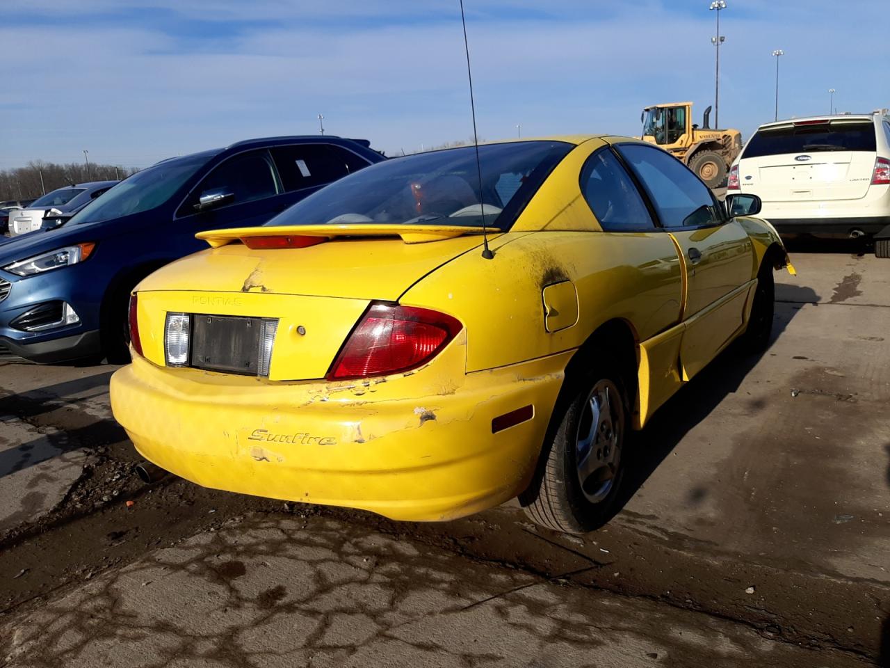 Photo 4 from auction – 2004 PONTIAC SUNFIRE with VIN 1G2JB12F347350634