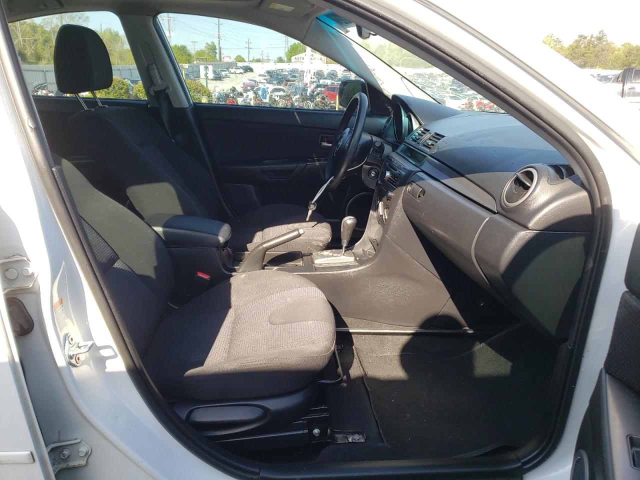 Photo 5 from auction – 2007 MAZDA 3 S with VIN JM1BK324471702430