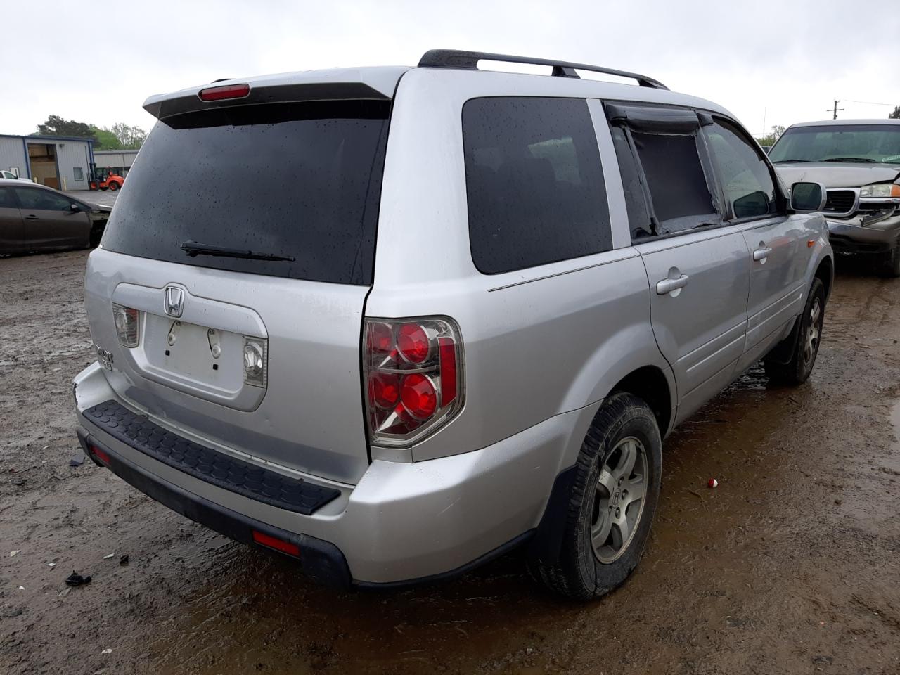 Photo 4 from auction – 2007 HONDA PILOT EXL with VIN 5FNYF28527B000882