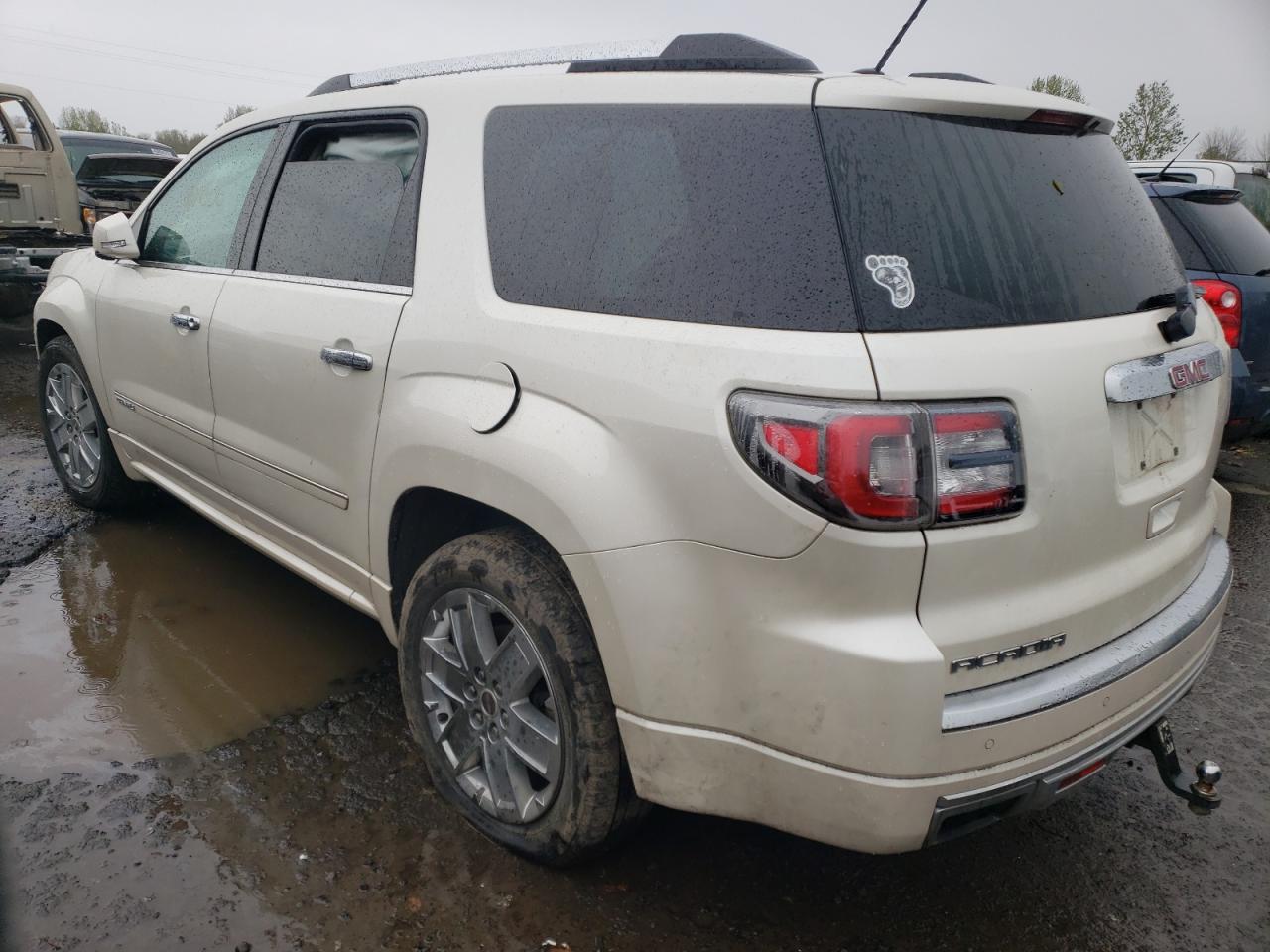 Photo 3 from auction – 2014 GMC ACADIA DEN with VIN 1GKKVTKD4EJ275114