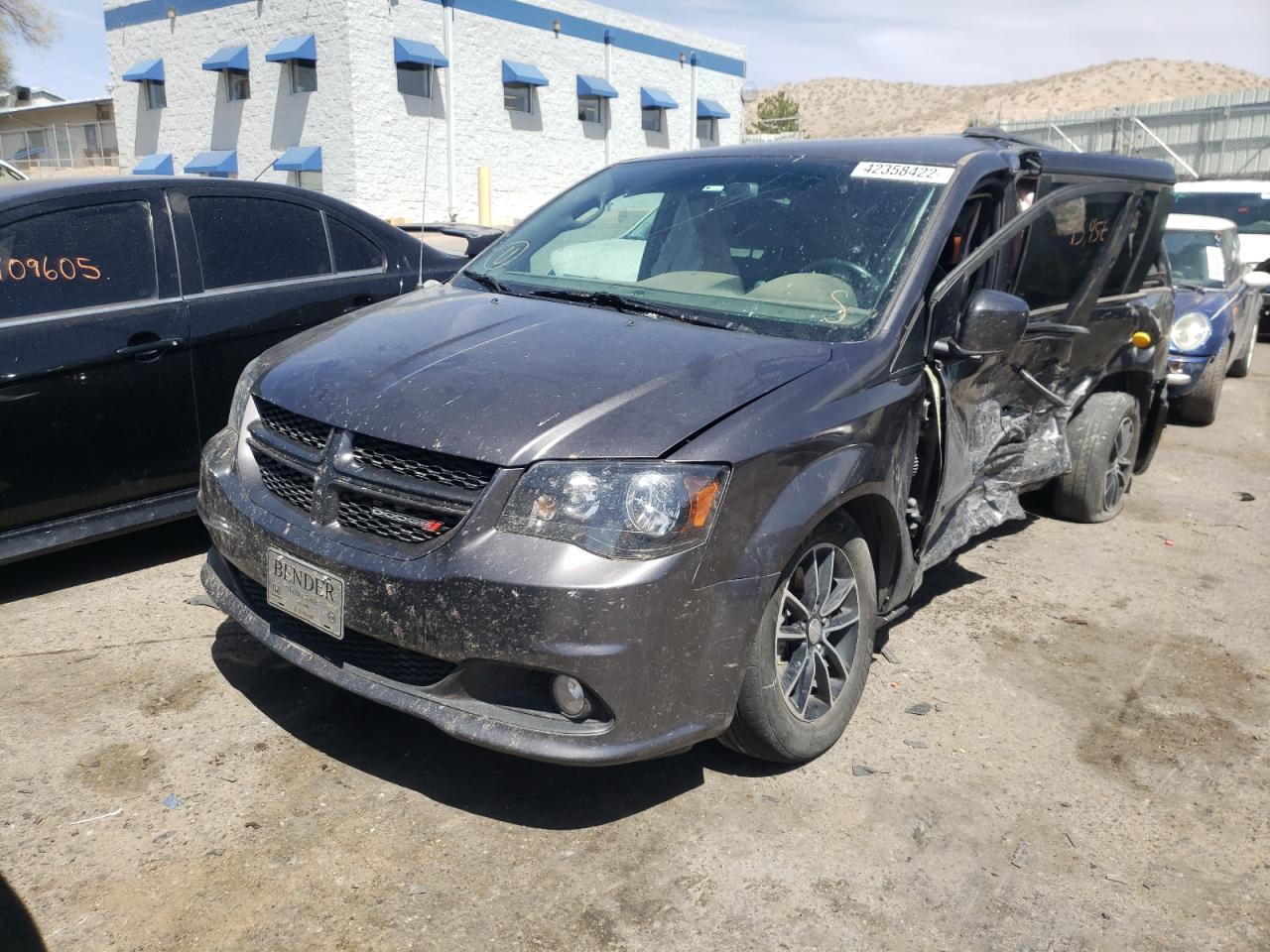 Photo 2 from auction – 2017 DODGE GRAND CARA with VIN 2C4RDGEG4HR806810