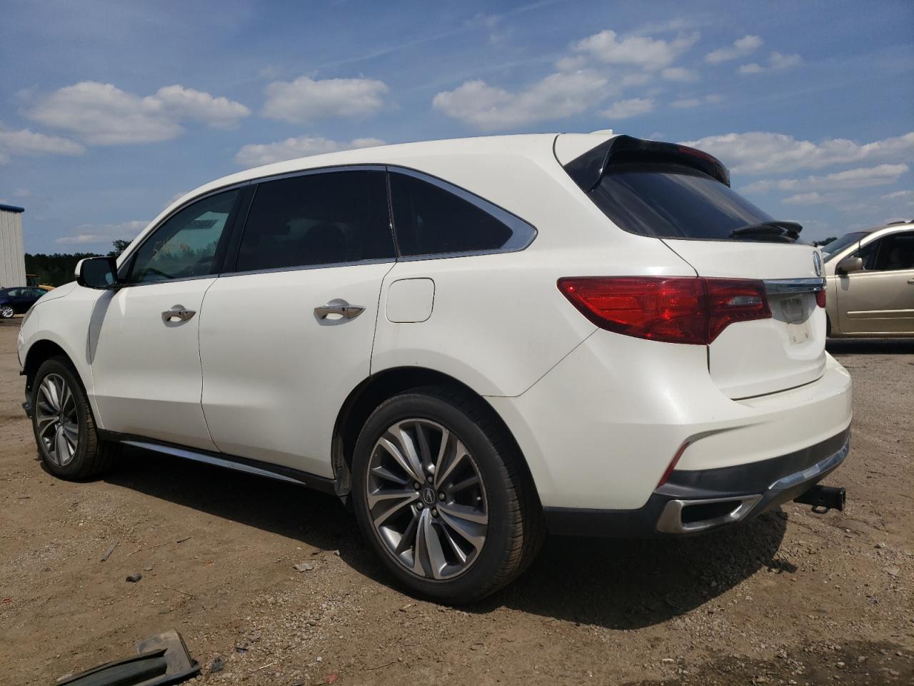Zdjęcie 3 z aukcji – 2017 ACURA MDX TECHNO z VIN 5FRYD3H50HB009981