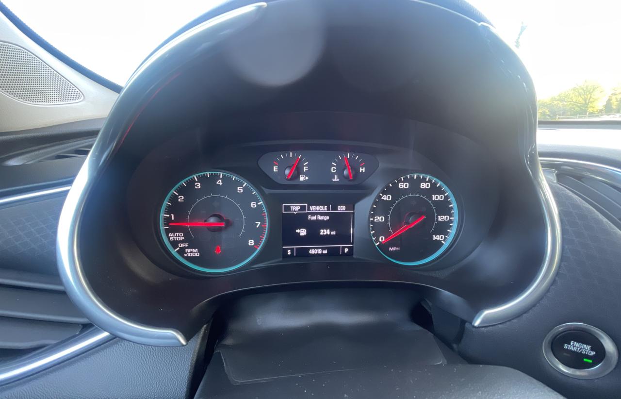 Photo 8 from auction – 2020 CHEVROLET MALIBU LT with VIN 1G1ZD5ST9LF024792