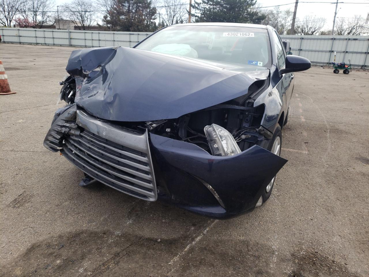 Photo 9 from auction – 2017 TOYOTA CAMRY LE with VIN 4T1BF1FK3HU627832