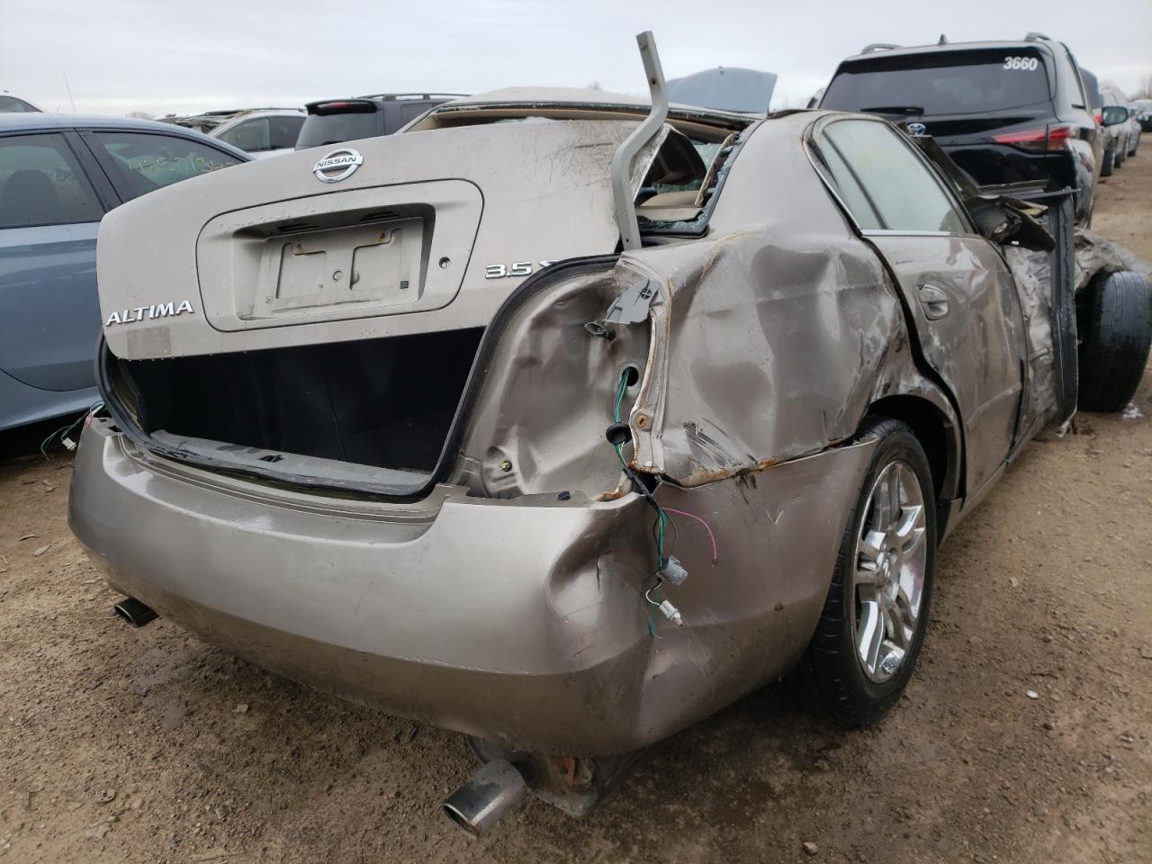 Photo 4 from auction – 2004 NISSAN ALTIMA SE with VIN 1N4BL11D64C131502
