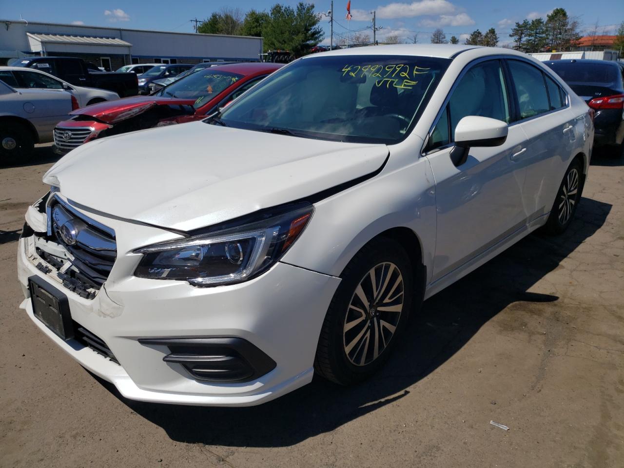 Photo 2 from auction – 2018 SUBARU LEGACY 2.5 with VIN 4S3BNAC67J3029592