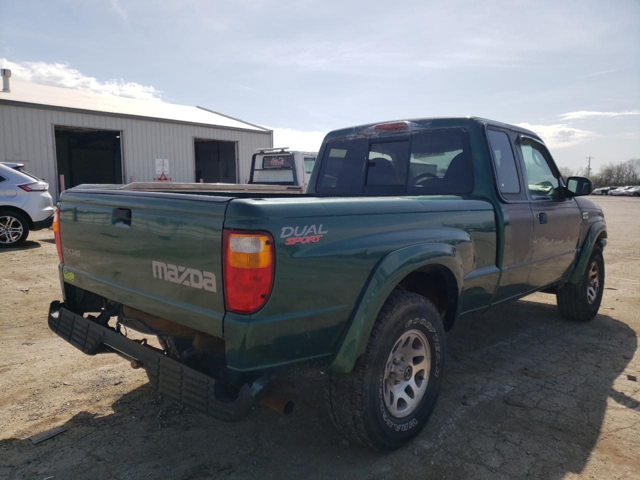 Photo 4 from auction – 2001 MAZDA B3000 CAB with VIN 4F4YR16V61TM28468