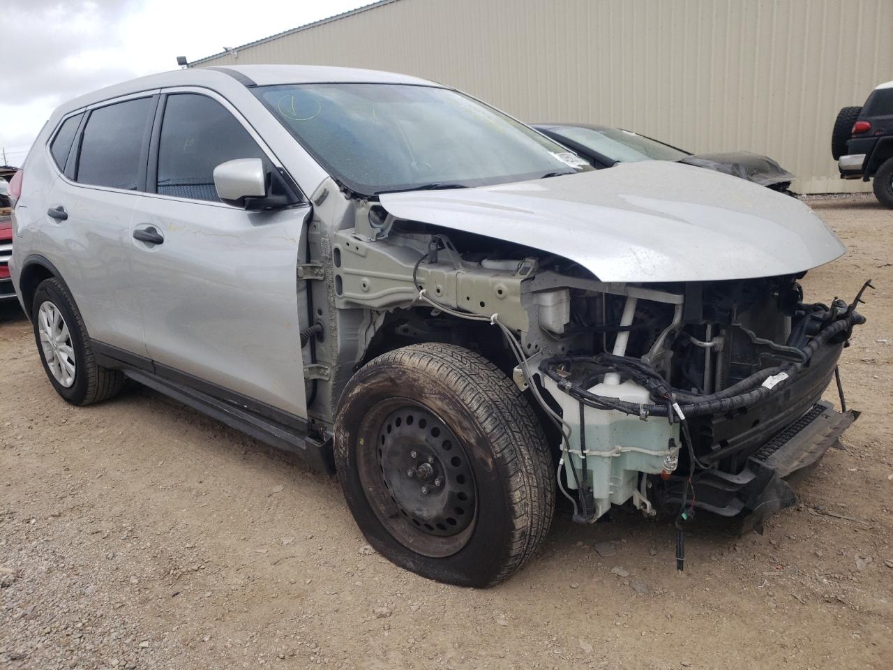 Photo 1 from auction – 2018 NISSAN ROGUE S with VIN 5N1AT2MT6JC733080