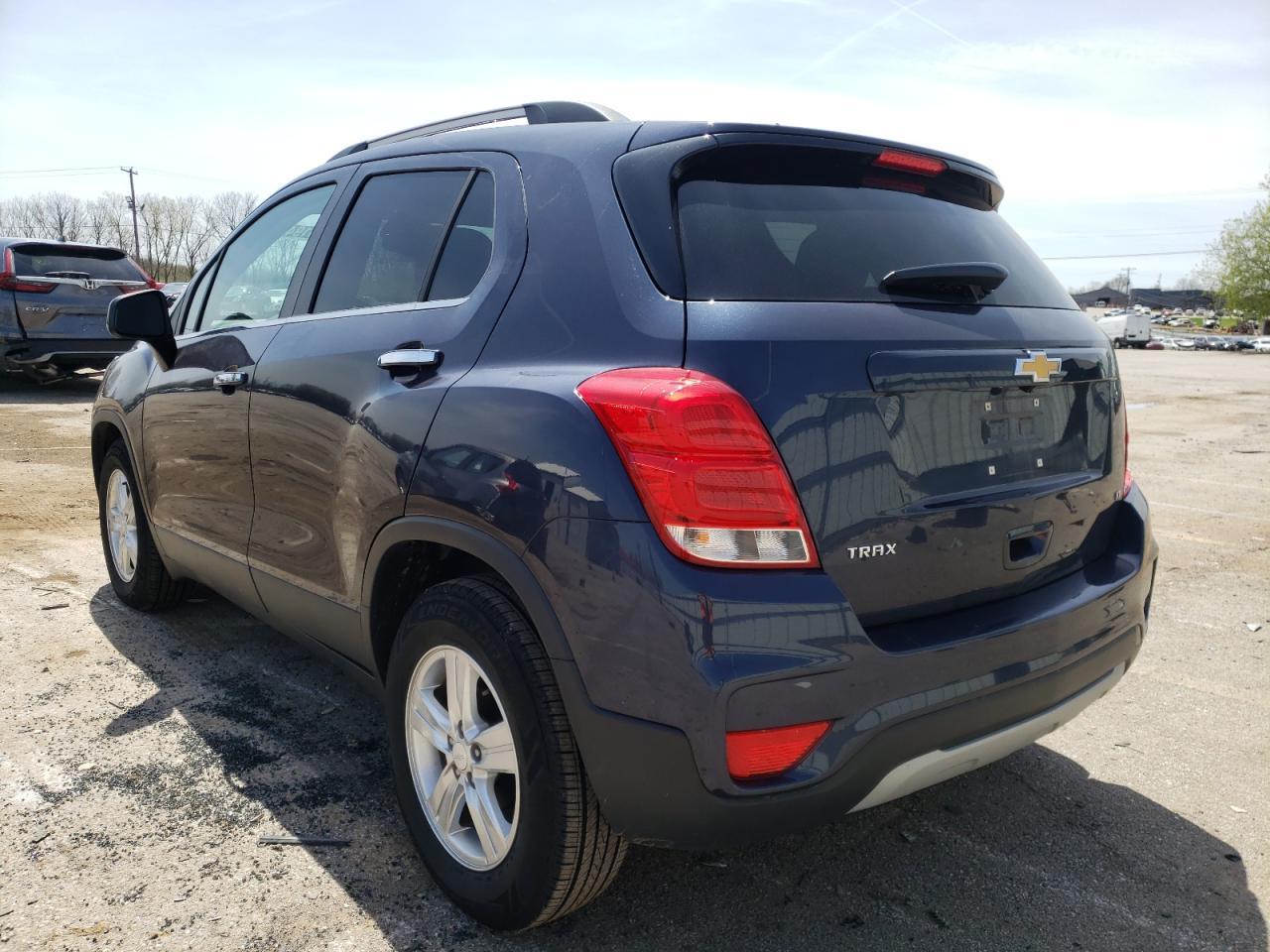 Photo 3 from auction – 2019 CHEVROLET TRAX 1LT with VIN 3GNCJLSBXKL121187