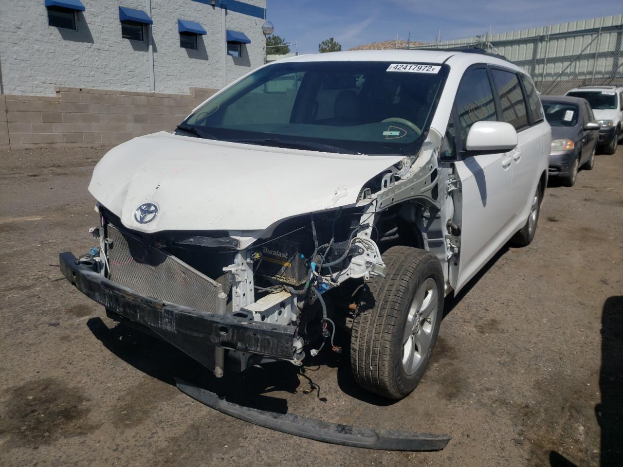 Photo 2 from auction – 2011 TOYOTA SIENNA LE with VIN 5TDKK3DC2BS043358