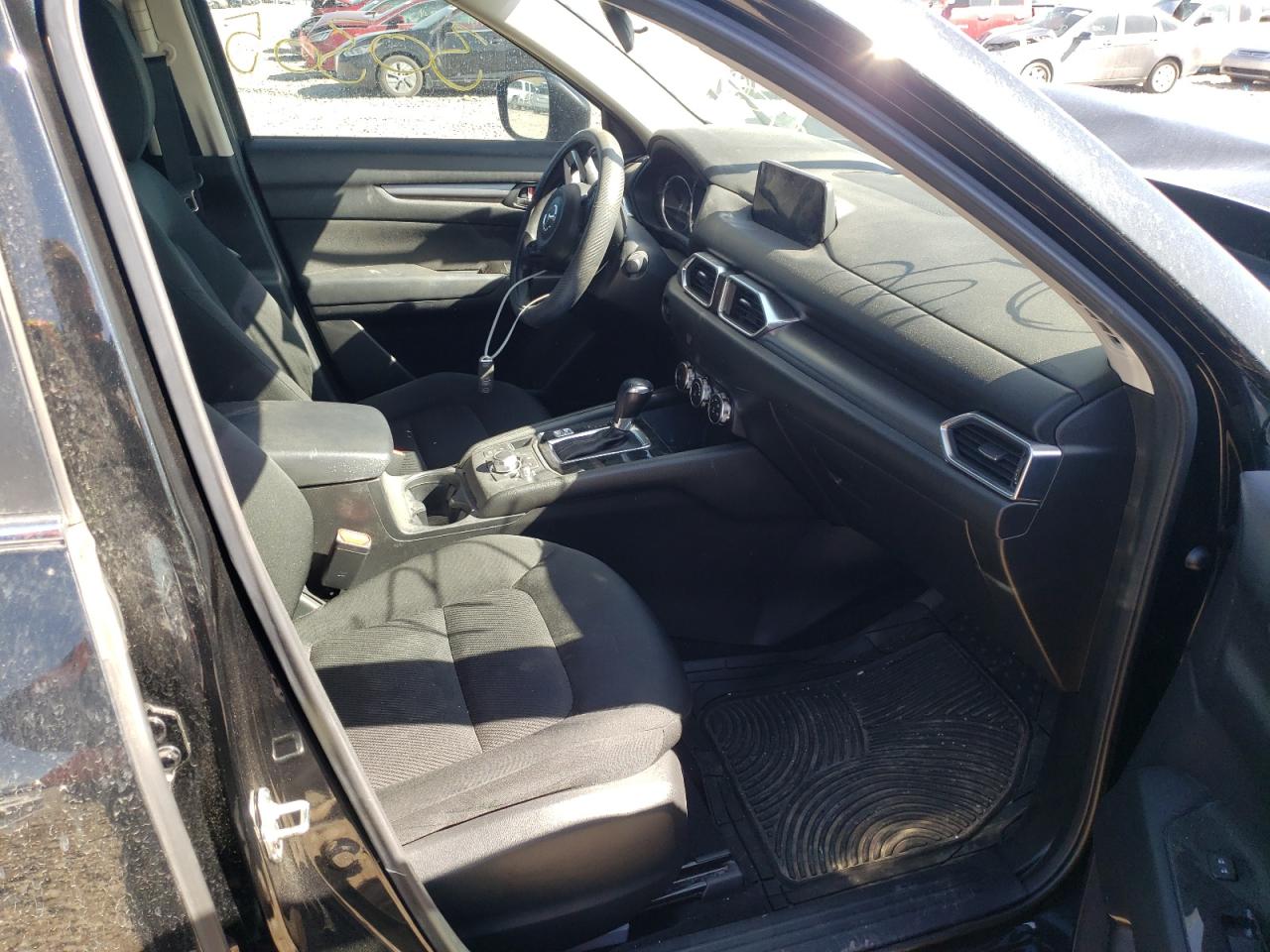 Photo 5 from auction – 2017 MAZDA CX-5 SPORT with VIN JM3KFABL5H0145283