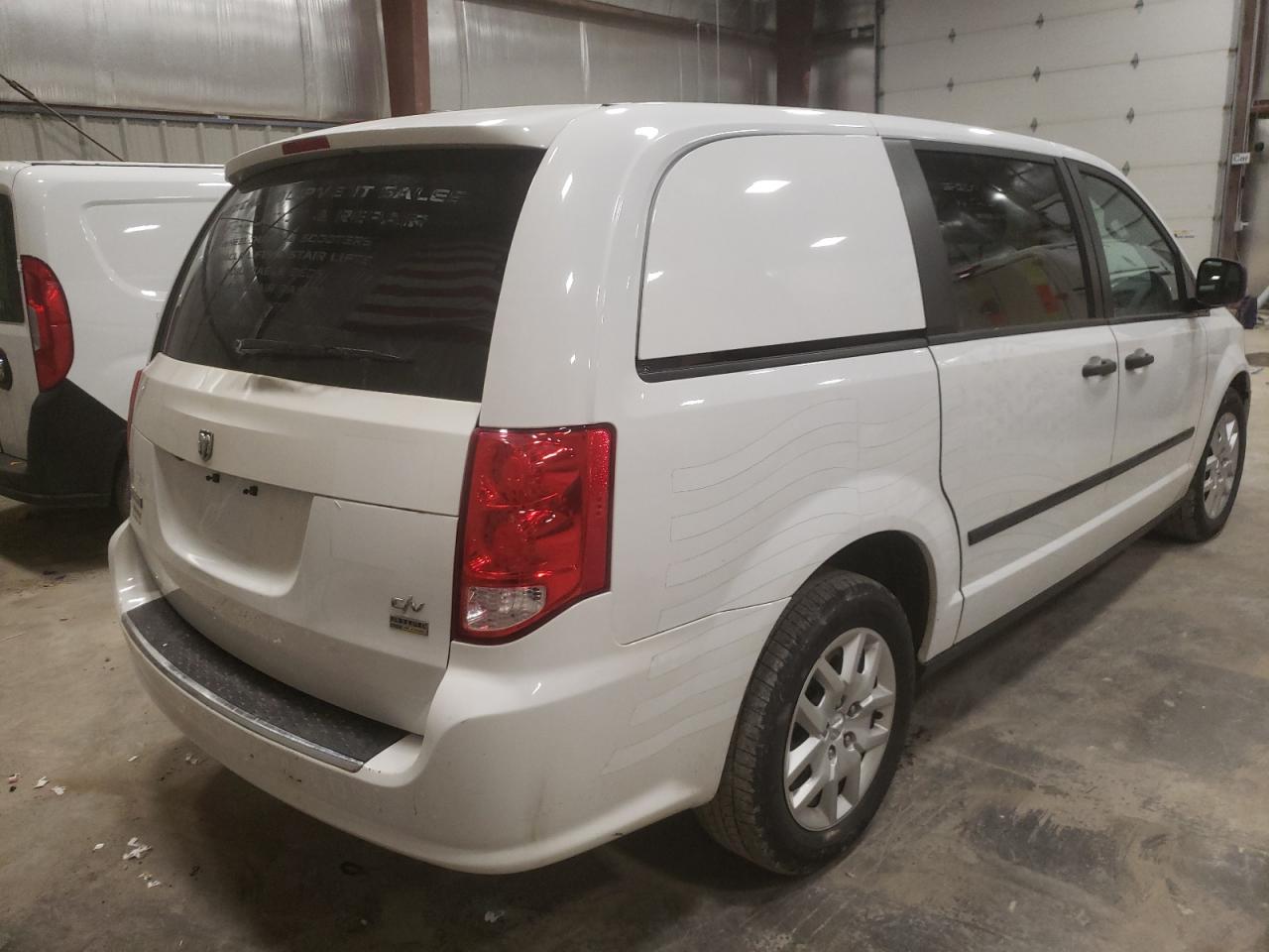 Photo 4 from auction – 2015 RAM TRADESMAN with VIN 2C4JRGAG7FR680038